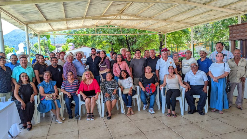 Ejido Puerto Vallarta de la mano con el Gobierno de Luis Ernesto Munguía